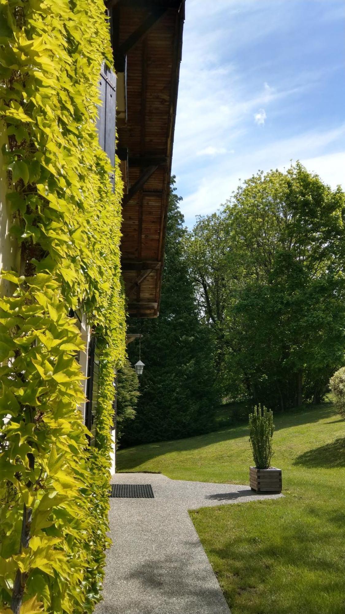 Domaine De L'Olifant Bed and Breakfast Champanges Exteriör bild