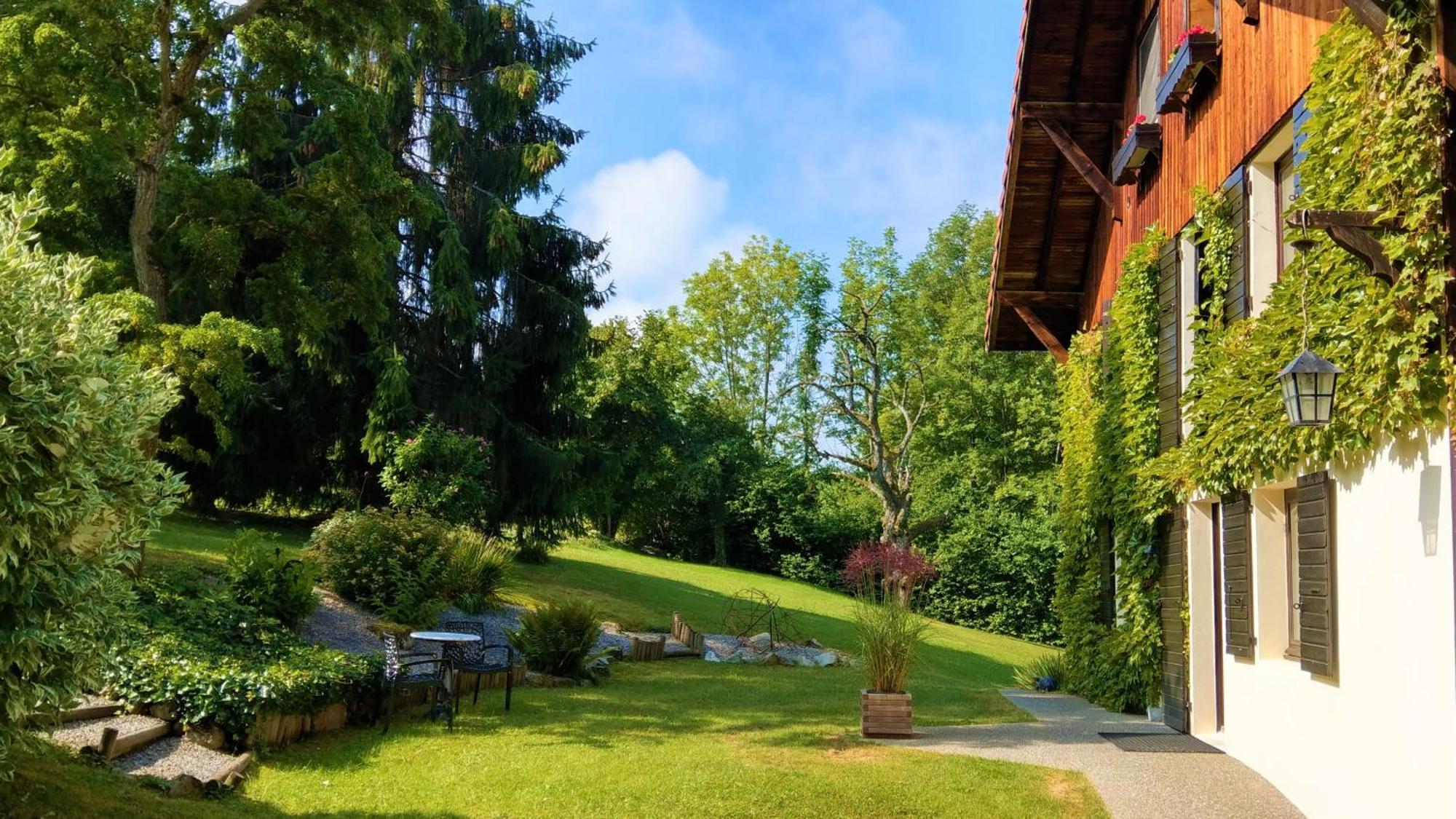 Domaine De L'Olifant Bed and Breakfast Champanges Exteriör bild