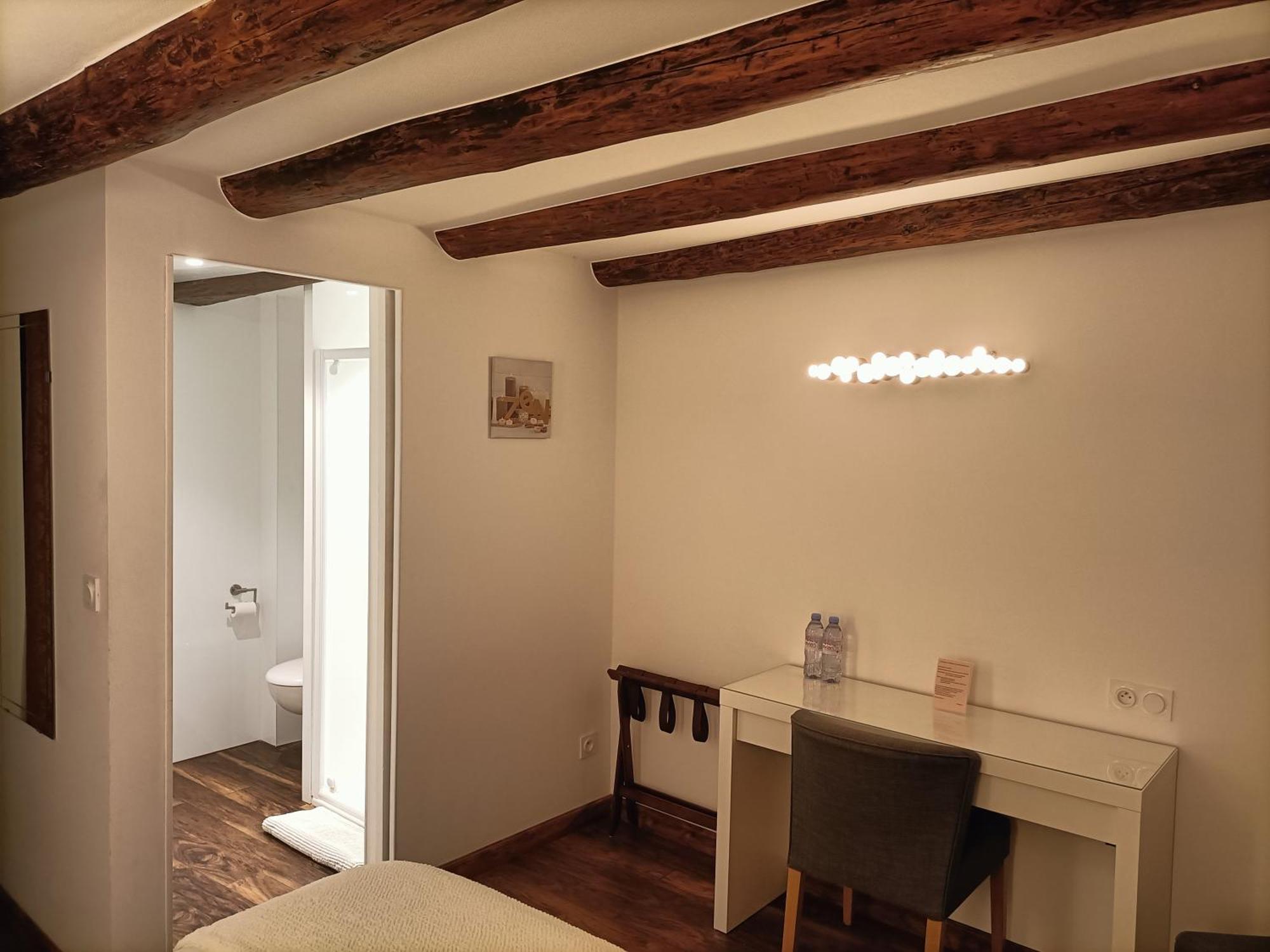 Domaine De L'Olifant Bed and Breakfast Champanges Exteriör bild
