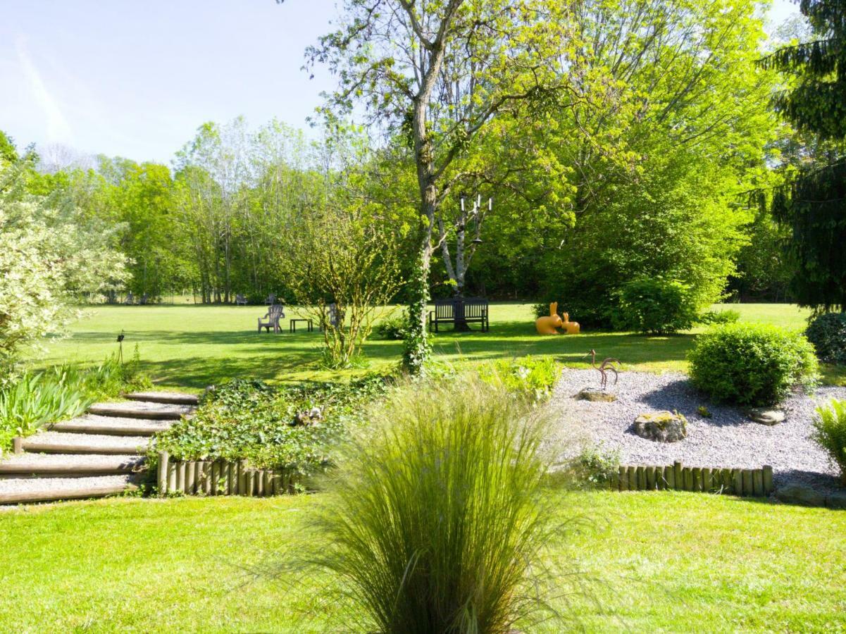 Domaine De L'Olifant Bed and Breakfast Champanges Exteriör bild